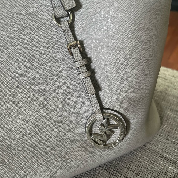 Michael Kors Large grey tote bag purse - Picture 2 of 8